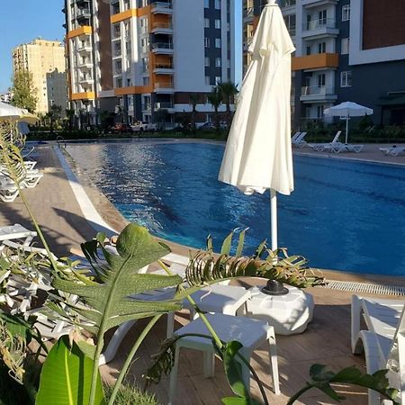 דירות אנטליה Pleasant Flat With Shared Pool In Kepez מראה חיצוני תמונה