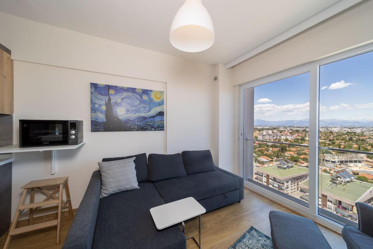 דירות אנטליה Pleasant Flat With Shared Pool In Kepez מראה חיצוני תמונה
