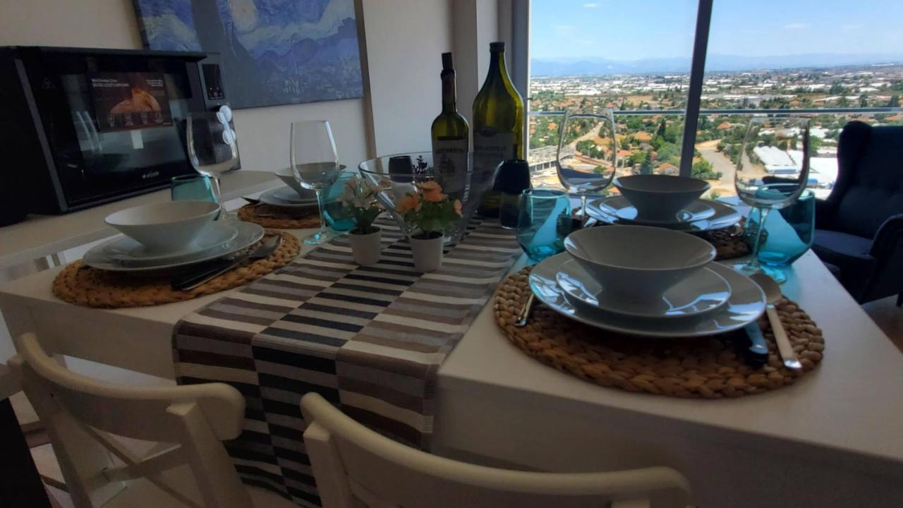דירות אנטליה Pleasant Flat With Shared Pool In Kepez מראה חיצוני תמונה