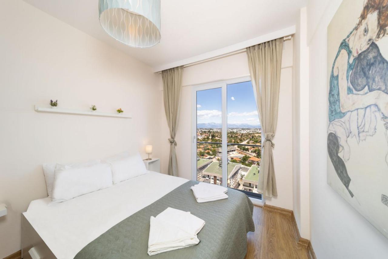 דירות אנטליה Pleasant Flat With Shared Pool In Kepez מראה חיצוני תמונה