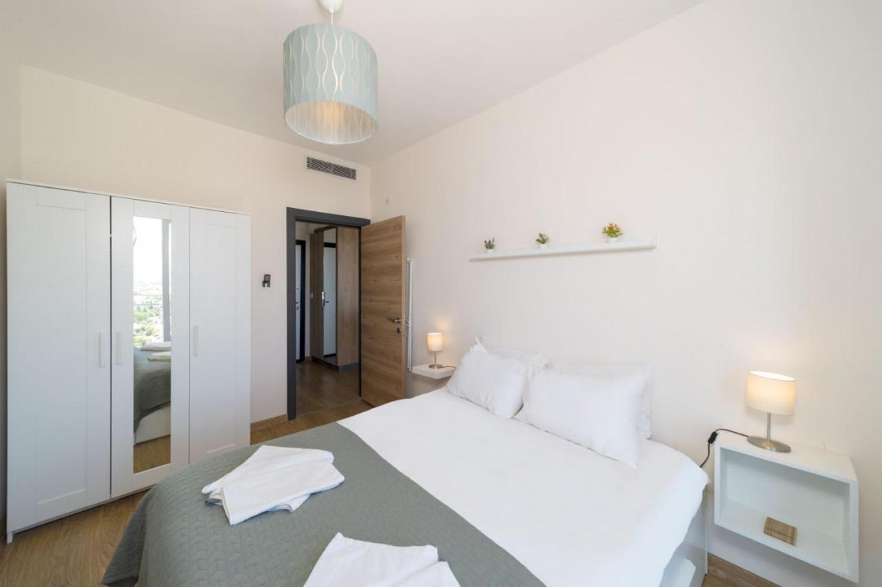 דירות אנטליה Pleasant Flat With Shared Pool In Kepez מראה חיצוני תמונה
