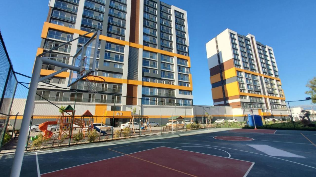 דירות אנטליה Pleasant Flat With Shared Pool In Kepez מראה חיצוני תמונה